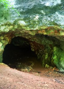 Grasslhöhle Eingang