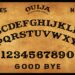 ouija-board und Hexenbrett und Glasrücken